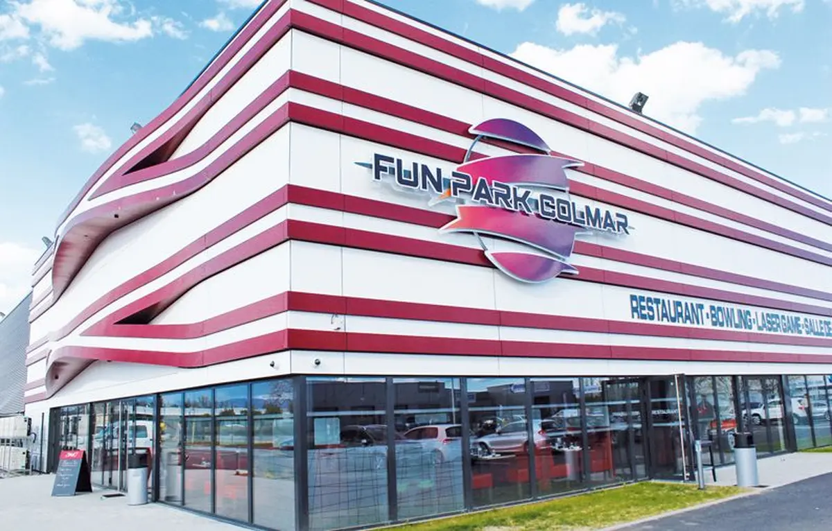 Un bâtiment flambant neuf