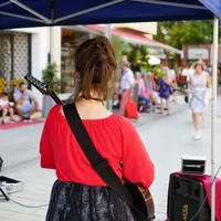 « Gastronomie & Musique à la fontaine aux roses » attire les visiteurs avec de nouveaux partenaires gastronomiques DR