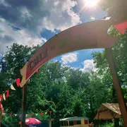 Ginguette estivale Chez ta mère à Motoco