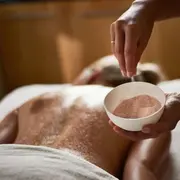 Gommage du corps à Lille (59)