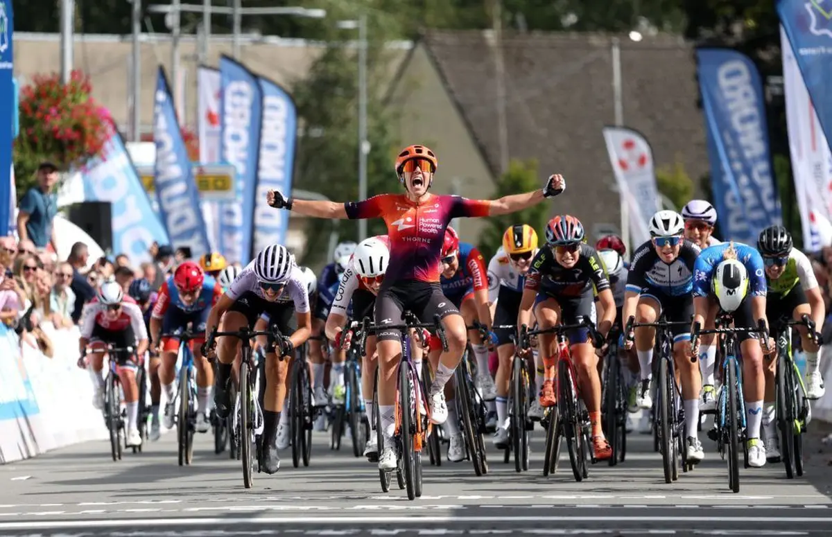 Le GP de Fourmies est l'une des seules courses cyclistes &agrave; avoir son d&eacute;part et son arriv&eacute;e dans la m&ecirc;me ville ! 