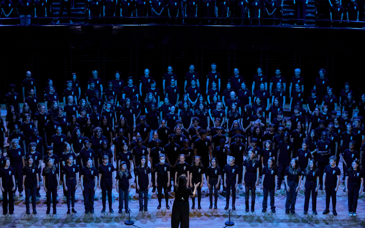 Grand choeur EVE © Hughes Ahnes