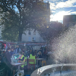Grande Braderie de l'école Vitruve : Un rendez-vous festif place de la Réunion