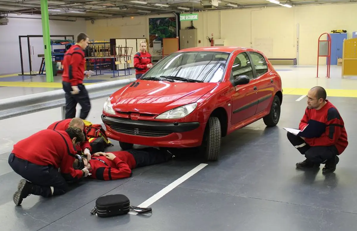 Une simulation d'accident dans les locaux des Bac Pro Métiers de la Sécurité