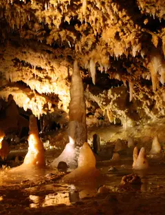 Grotte du Grand Roc