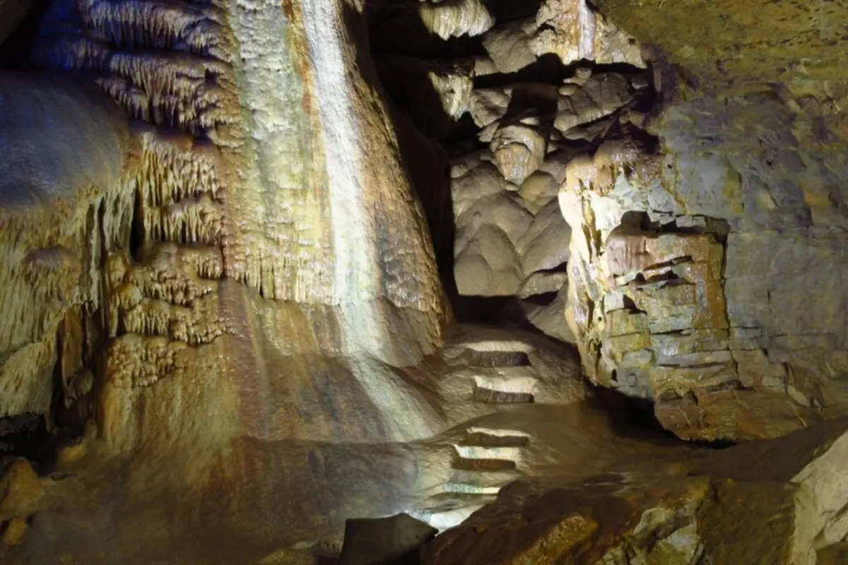 Grottes de Baume-les-Messieurs