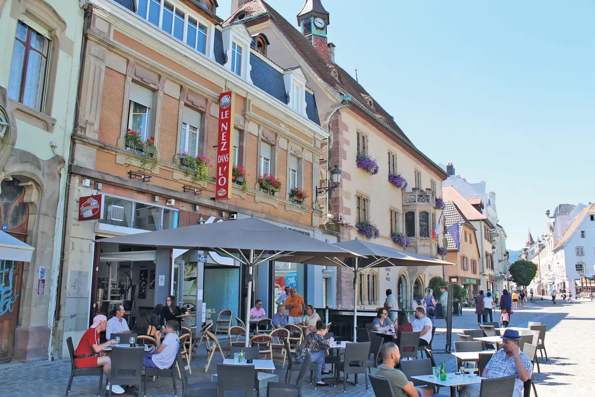 Un centre-ville... tout en longueur