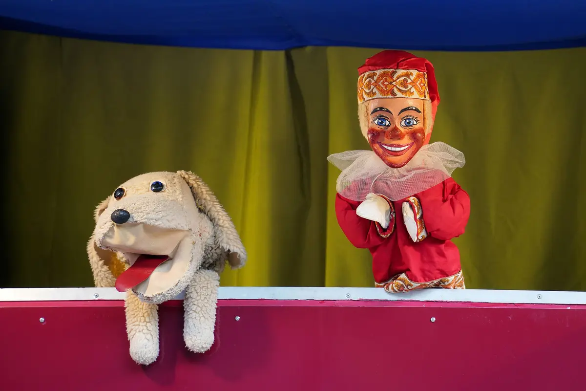 Les marionnettes Kasperle et Bello