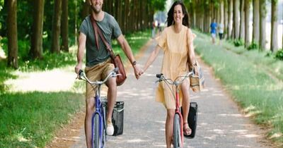 Highlight of Versailles Full Day Bike Tour with Royal Gardens, Queens' Hamlet, & Picnic Stop