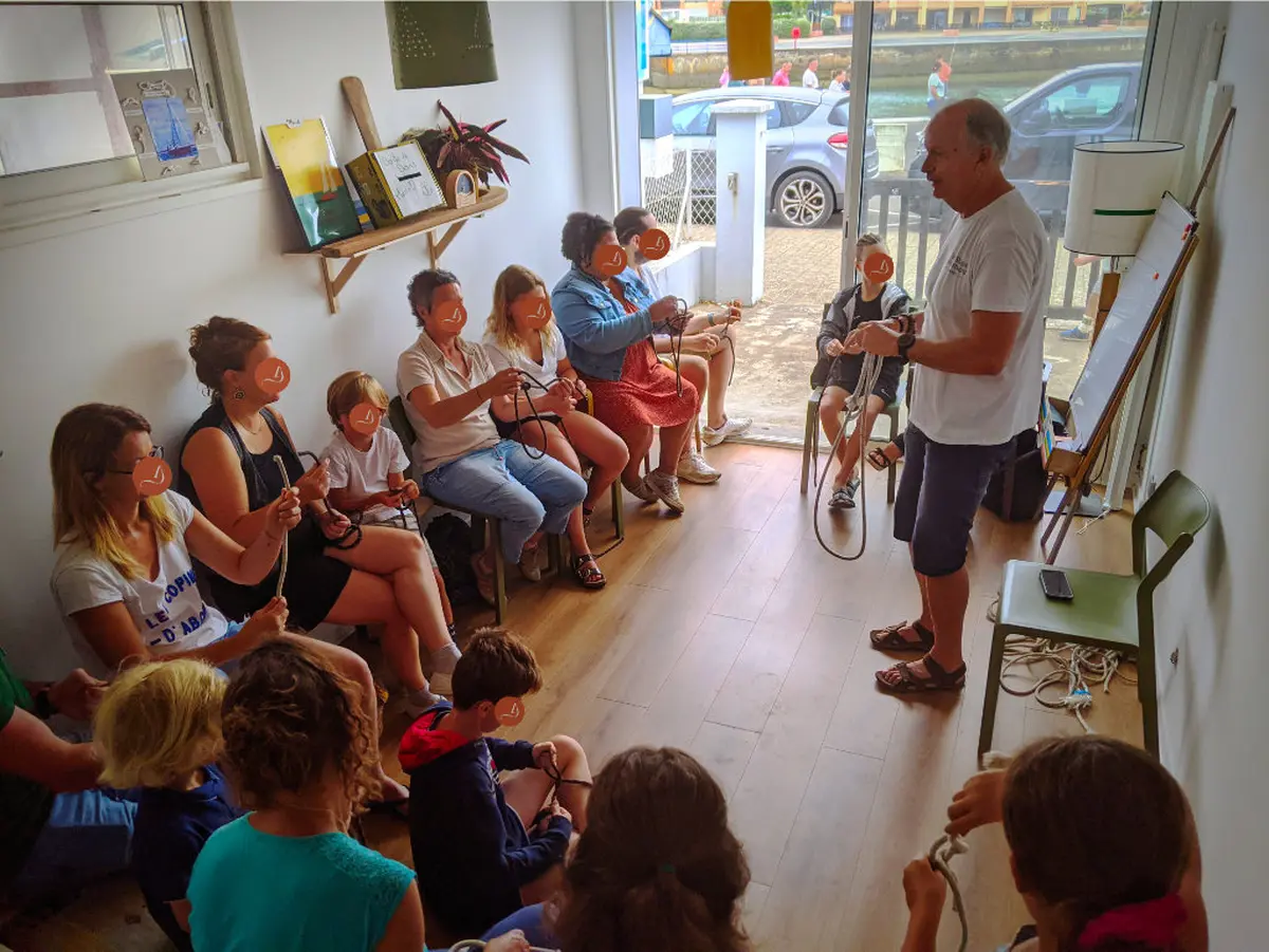 Hisse et oh matelot ! Atelier de noeuds marins