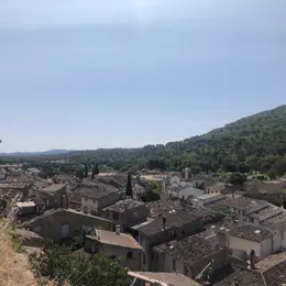 Histoire de pierres : balade commentée en colline