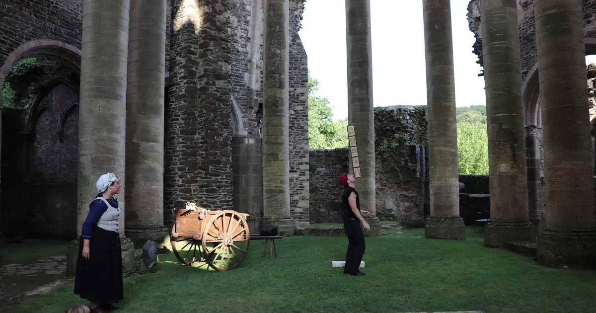 Histoires et jongleries