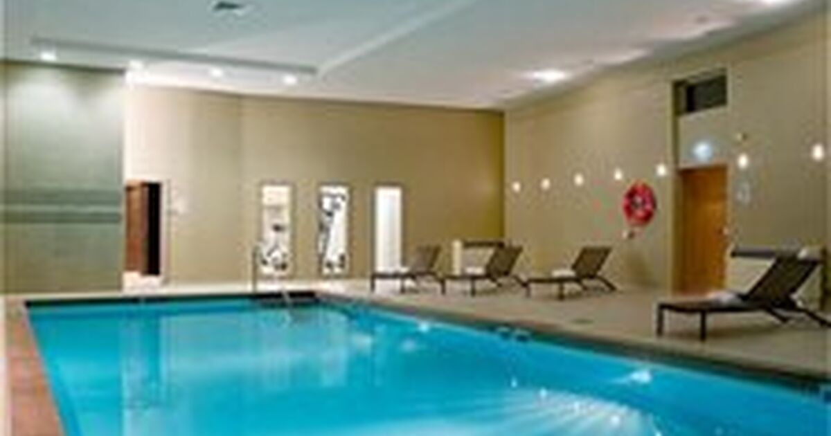 holiday spa 7063 1200 630