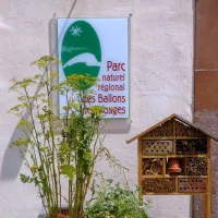 Hôtel à insectes - Parc Naturel régional des Ballons des Vosges &copy; Maison du Parc naturel régional des Ballons des Vosges