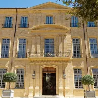 L'hôtel de Caumont à Aix-en-Provence près de Marseille &copy; Bjs
