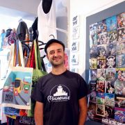 Hugues Baum, graphiste créateur de T-shirt mulhousiens