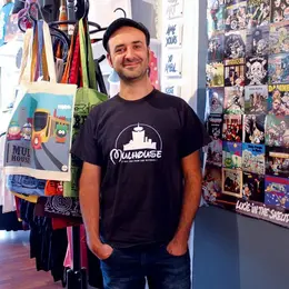 Hugues Baum, graphiste créateur de T-shirt mulhousiens