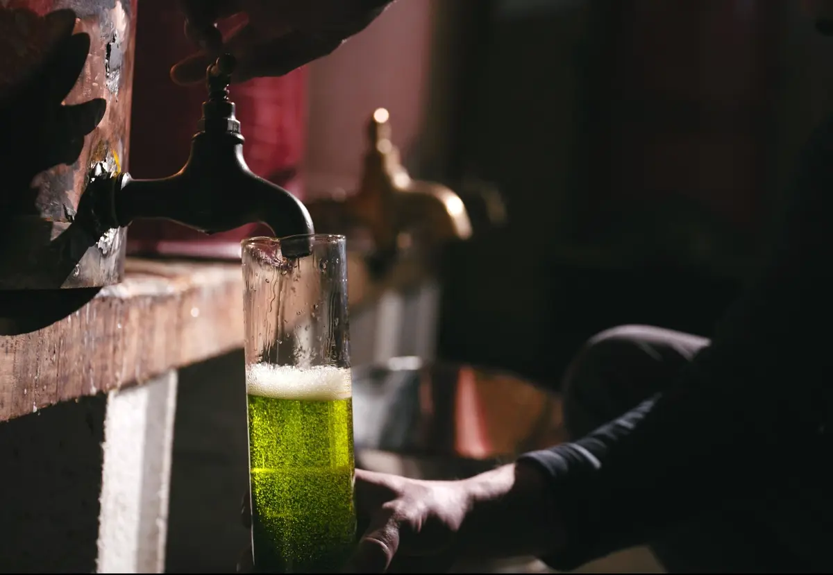 Ici, nos savoir-faire - Visite Distillerie du Centre - La Gauloise