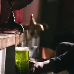 Ici, nos savoir-faire - Visite Distillerie du Centre - La Gauloise