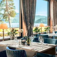 Le restaurant de l'hôtel offre une vue magnifique &copy; Dengler Matthias