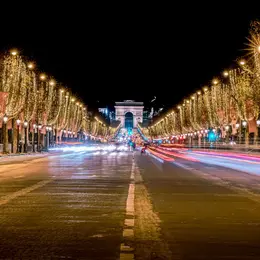 Illuminations de Noël sur les Champs-Élysées à Paris : on connait la date de lancement 2026 !