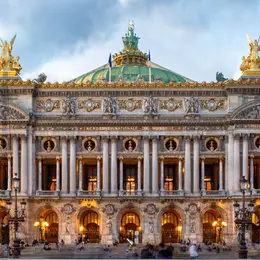 Cours de danse pour enfants au Palais Garnier avec une danseuse Étoile de l'Opéra de Paris