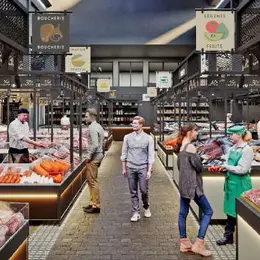 La Halle de la Varenne à Paris vient de rouvrir après une rénovation architecturale et les Parisiens découvrent un marché couvert complètement transformé
