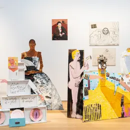 Installation de Lubaina Himid à la Chapelle Saint-Louis de la Salpêtrière