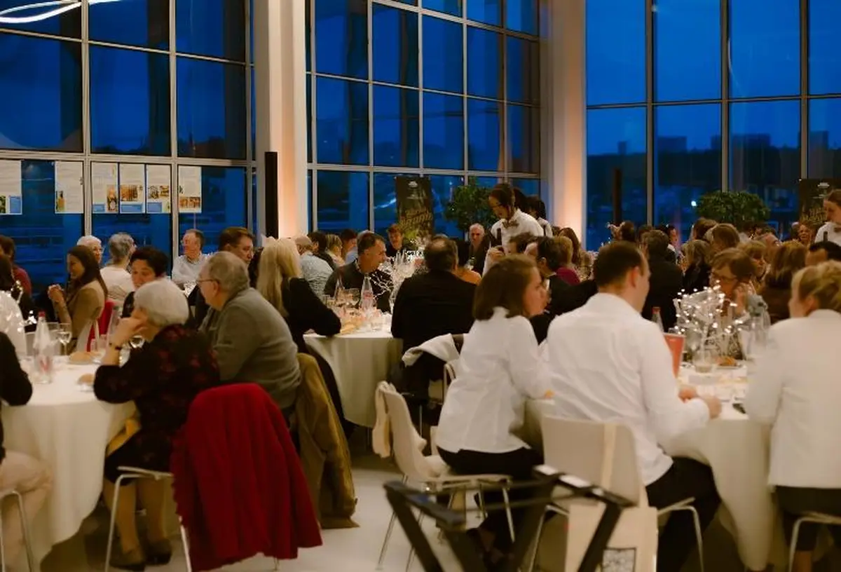 Les Dîners à Prouvé : dîner-spectacle autour de la Mirabelle de Lorraine à Nancy