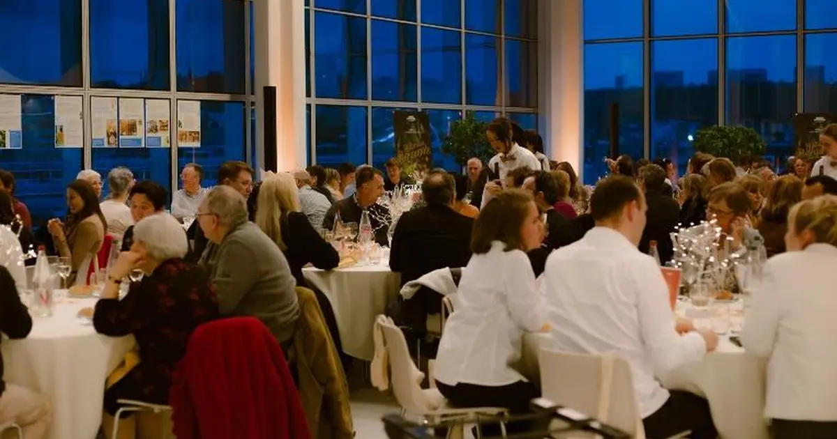 Les Dîners à Prouvé : dîner-spectacle autour de la Mirabelle de Lorraine à Nancy