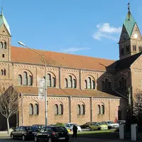 La Basilique du SacrĂ©-CĹ“ur Ă Lutterbach. © Wikimedia Commons
