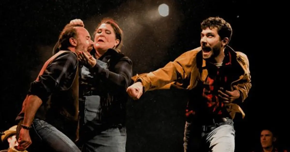 Impro 100 noms by La Poule : Chicken Ring