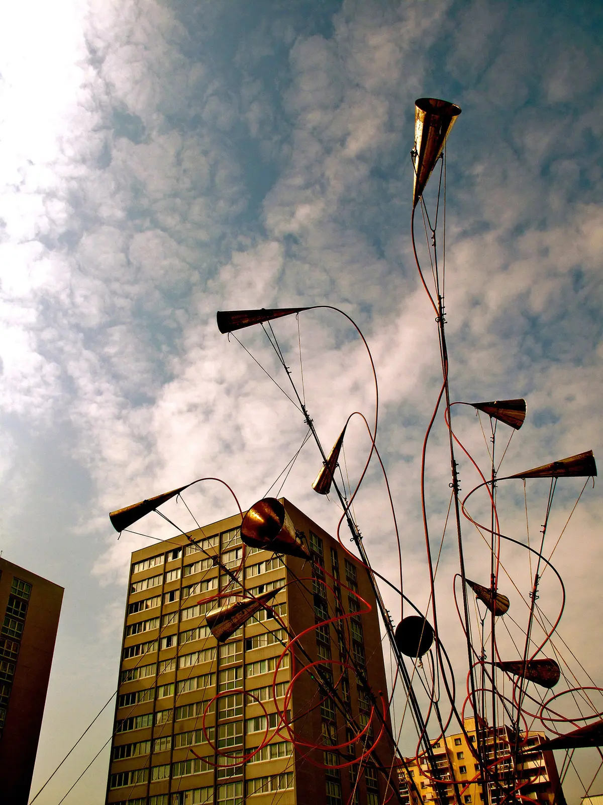 Inauguration de la Place des Beaux-Sons d’Aubervilliers par la Compagnie Décor Sonore