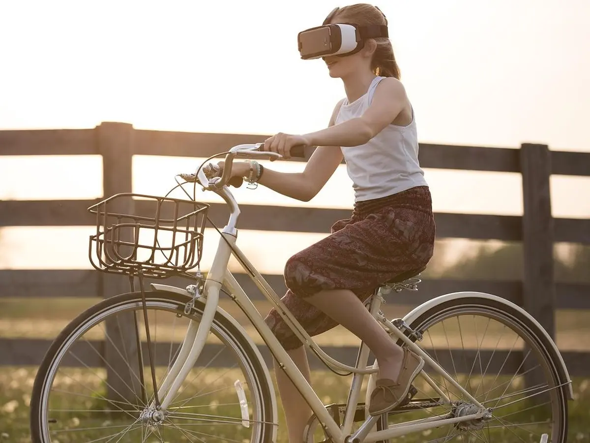 Informatique, expérimenter la réalité virtuelle