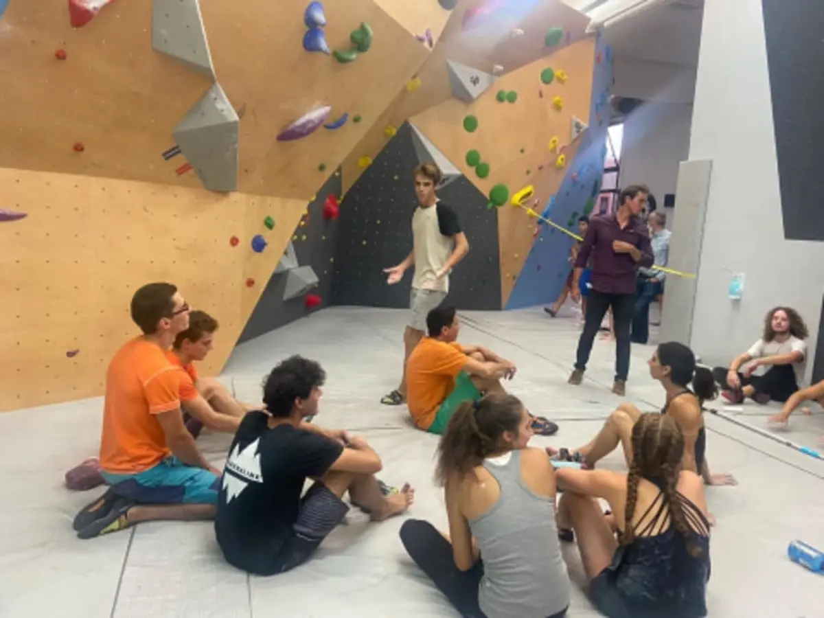 Initiation à l'escalade adulte à Saint-Germain-en-Laye (78)