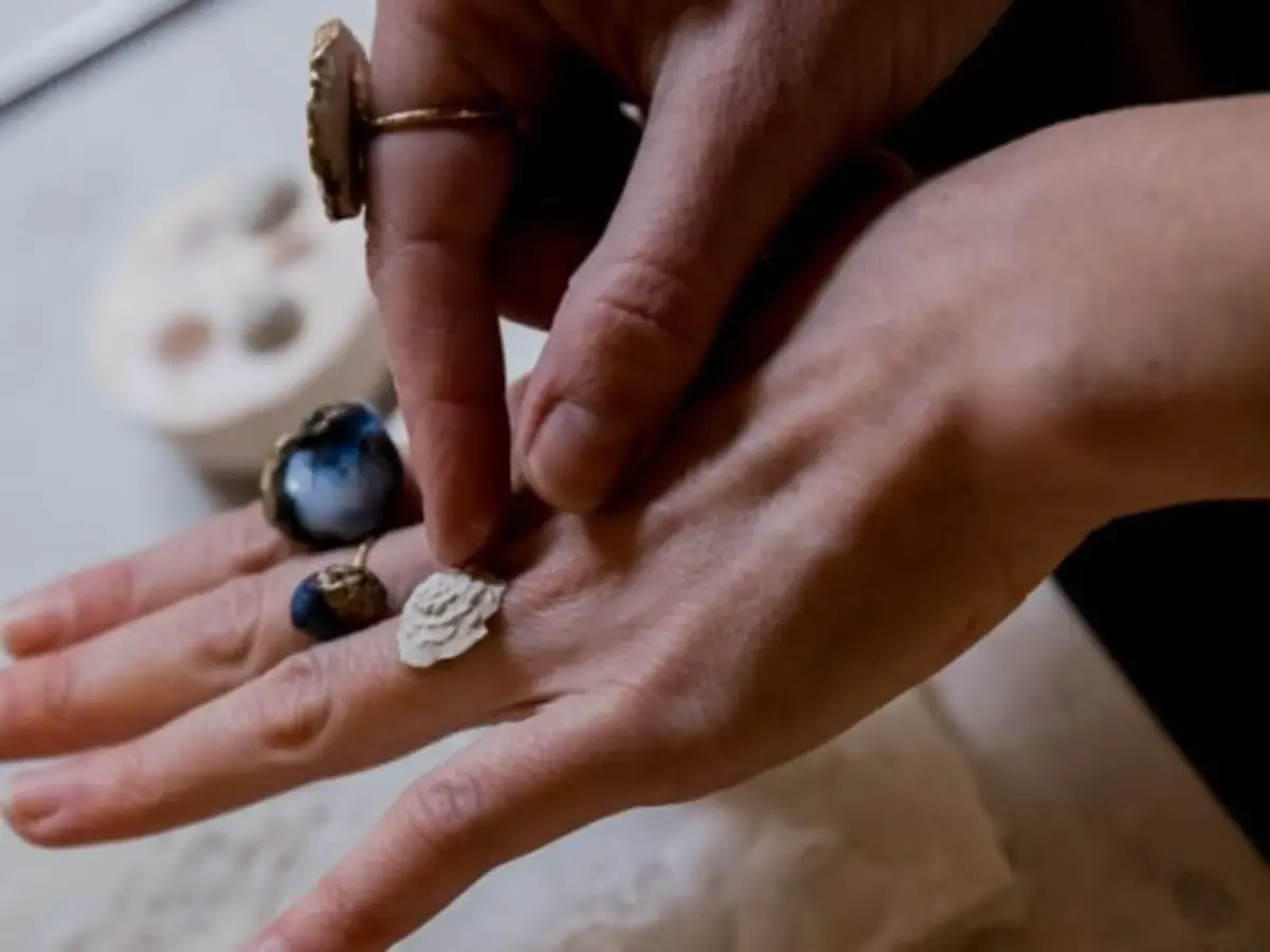 Initiation à la bijouterie et céramique à Paris 18ème