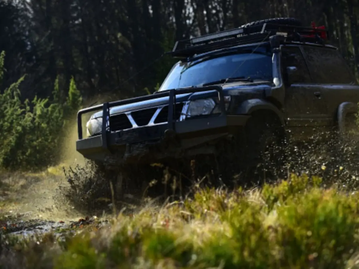 Initiation à la conduite d'un 4x4 en off road près de Lyon