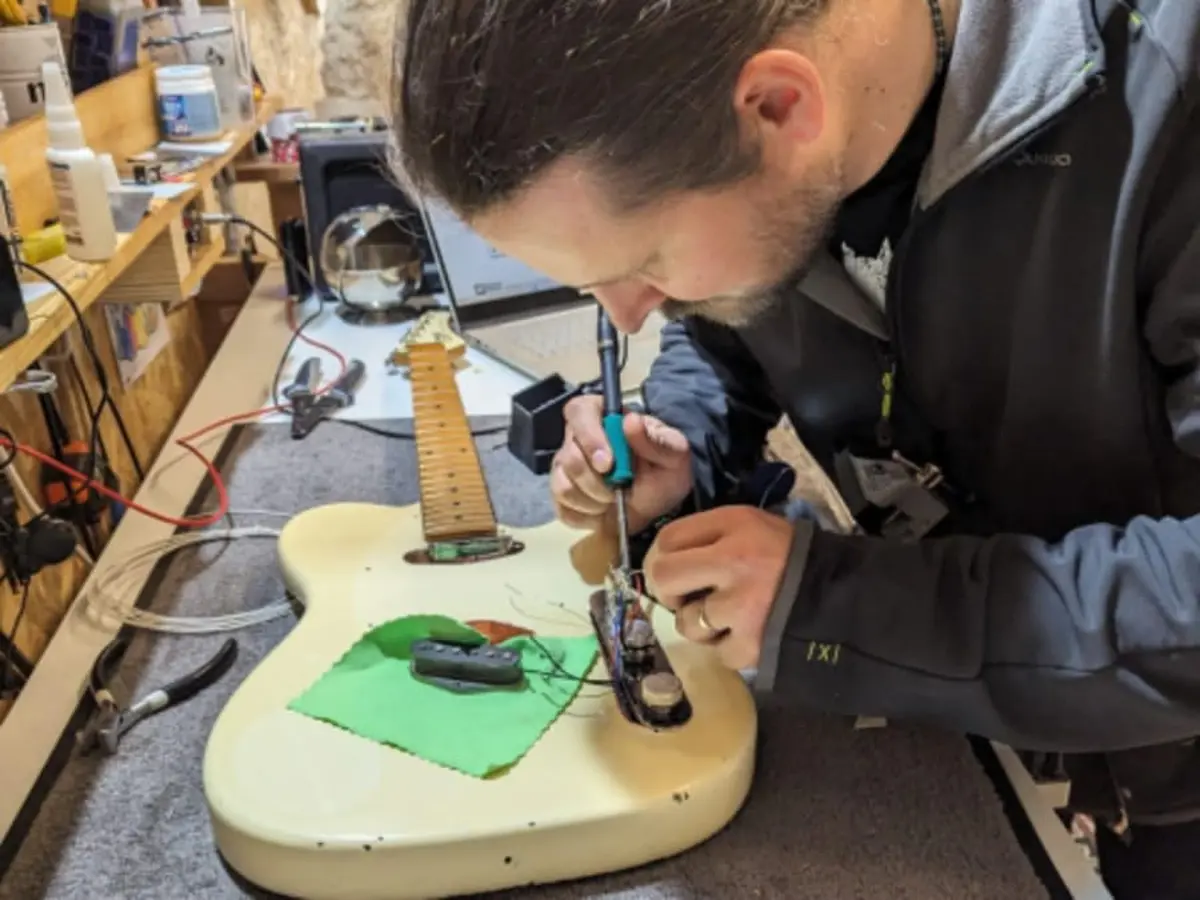 Initiation à la lutherie à Le Crès (34)