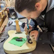 Initiation à la lutherie à Le Crès (34)