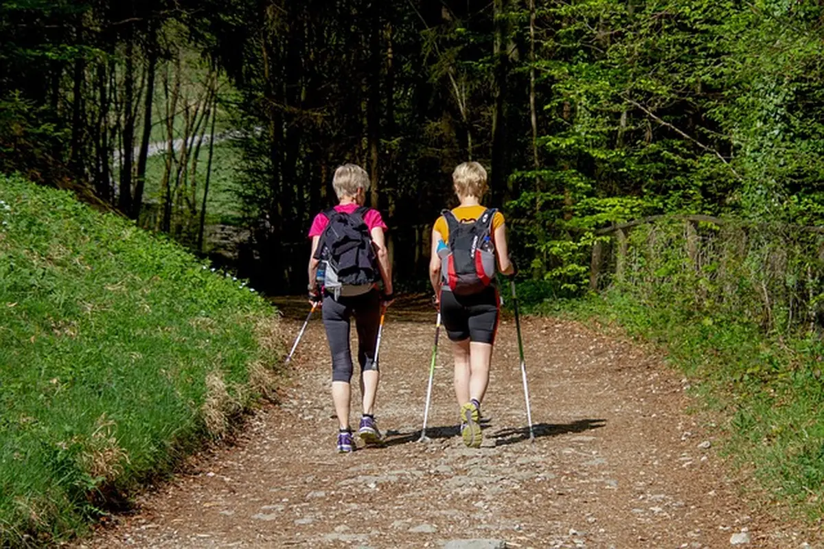 Initiation à la marche nordique