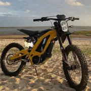 Initiation à la moto électrique tout-terrain à Biganos (33)