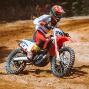 Initiation à la Motocross pour enfants & adultes proche de Lyon