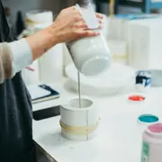 Initiation au coulage de porcelaine à Caluire-et-Cuire
