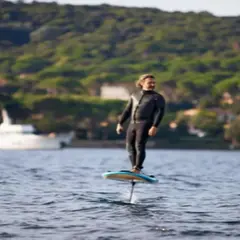 Initiation au E-Foil à Carnon (34)