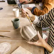 Initiation au modelage céramique à Marseille 4ème