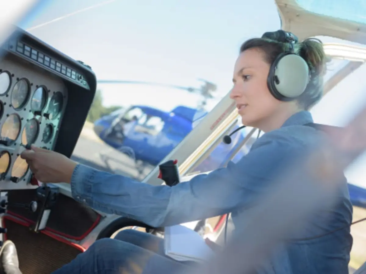 Initiation au pilotage d'hélicoptère depuis Vannes