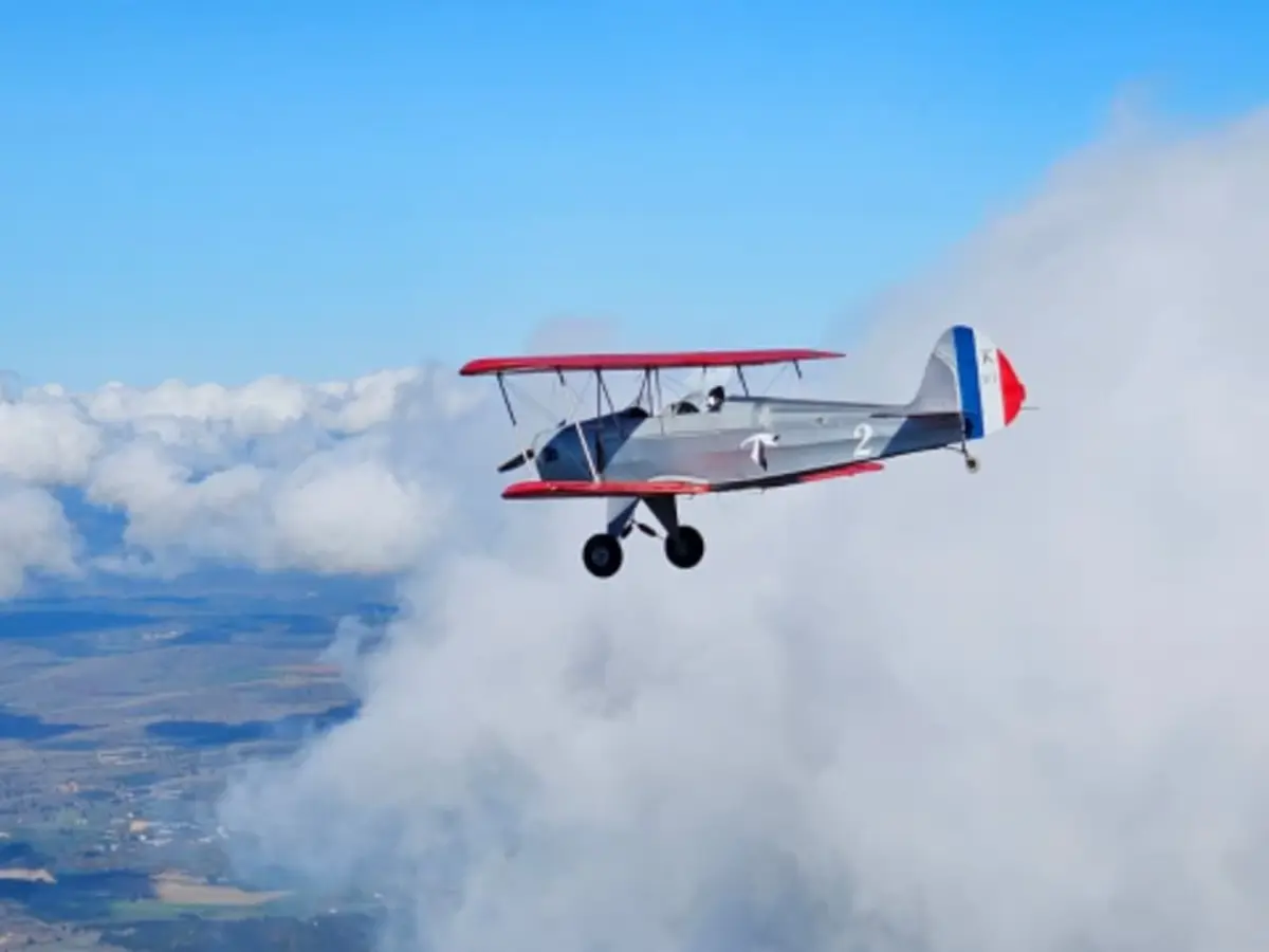 Initiation au pilotage en biplan &agrave; Saint-Secondin (86)