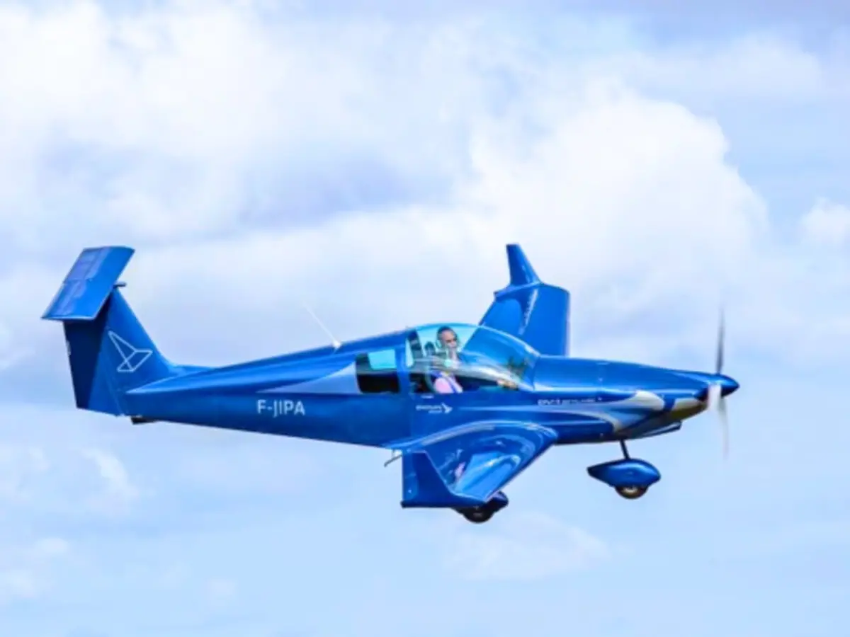 Initiation au pilotage en ULM Multiaxe à Valenciennes (59)