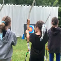 Initiation au tir à l'arc à La Pomarède (11)