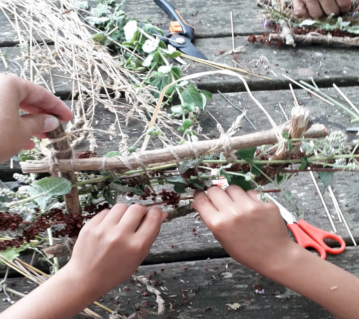 Initiation au tissage végétal